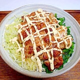 チキンの二色丼